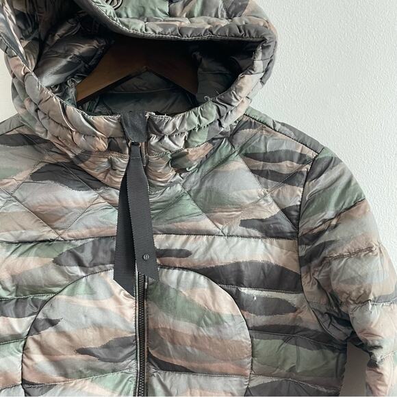 Lululemon | Women’s Fluffin Awesome Camo Jacket Puffer 800 Fill Goose Down Coat - Picture 5 of 9